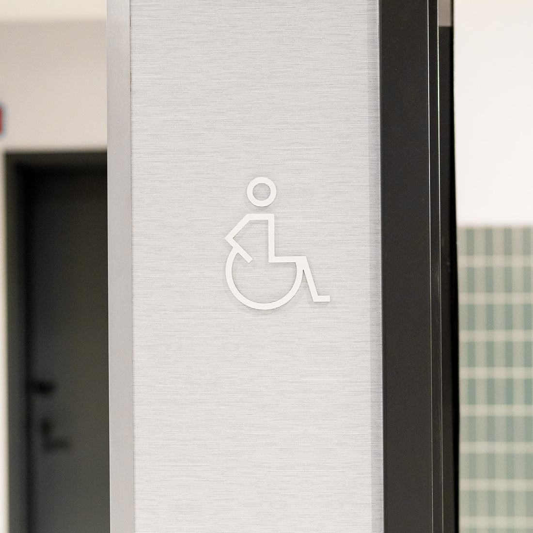 Pictogramme toilette pour personne à mobilité réduite